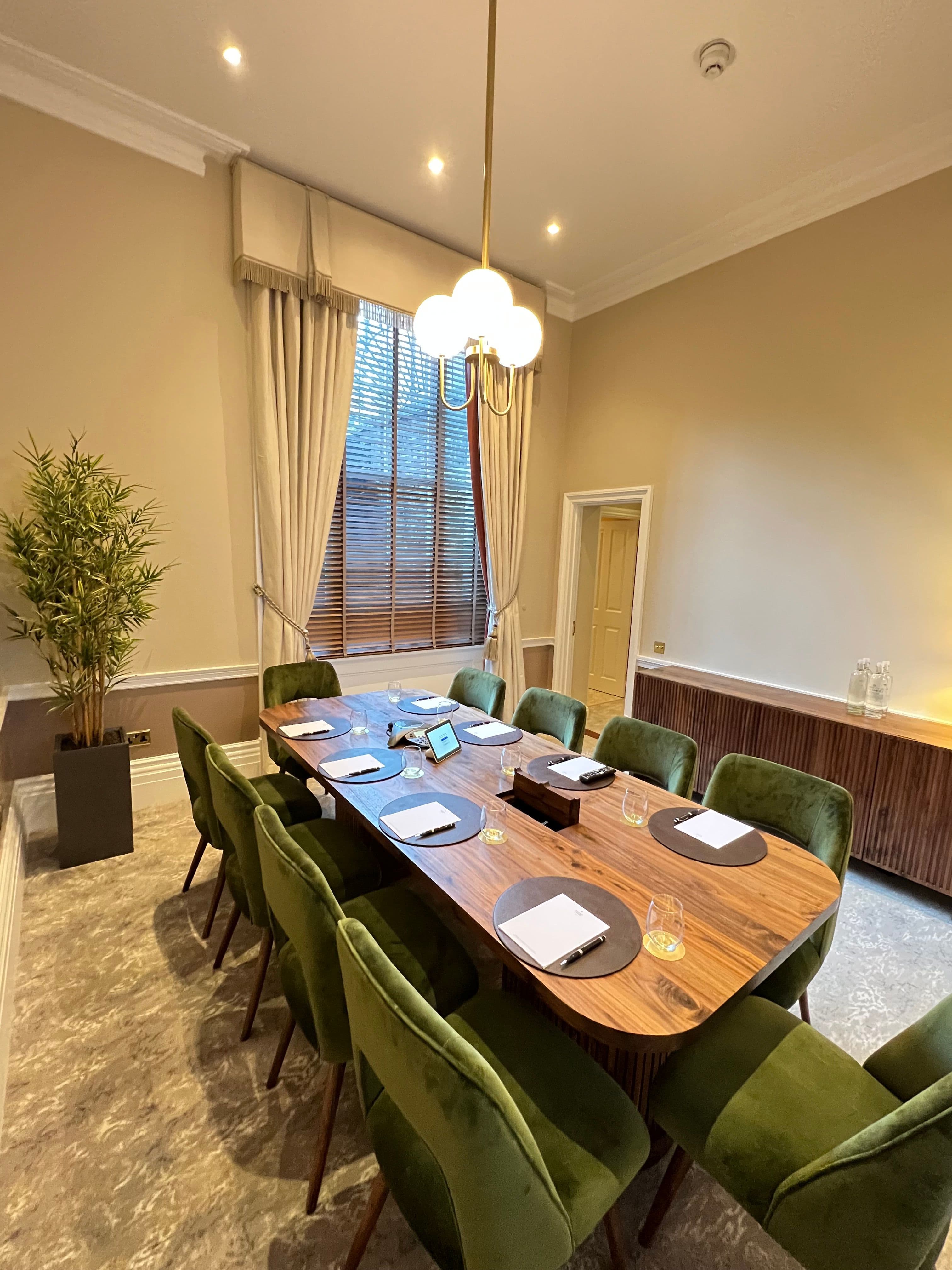 Roseate Hotel London - Meeting Room - image 3