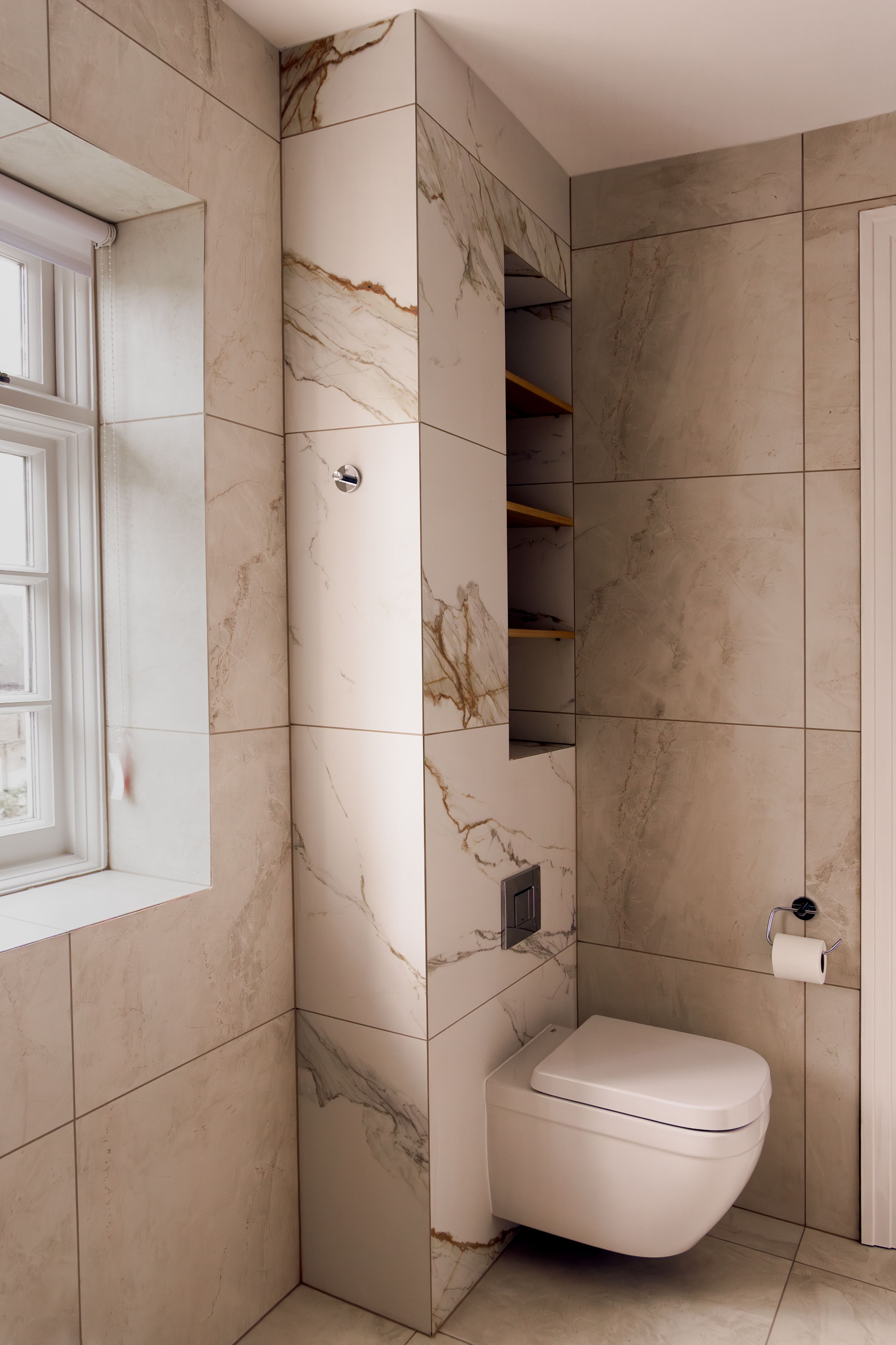 Guest en-suite bathroom, London - image 7